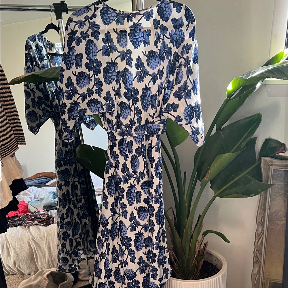 Diane Von Furstenberg Eloise Berries Silk Wrap Dress - Picture 9 of 9
